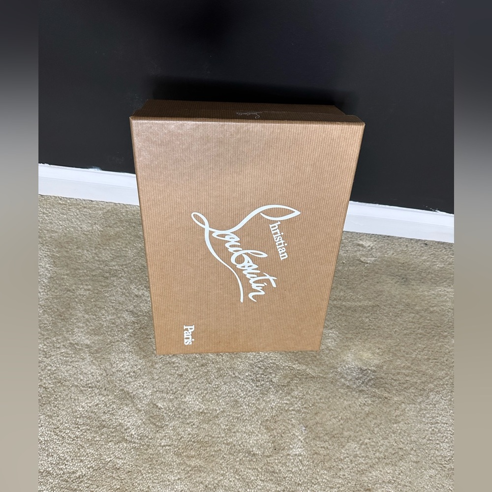 Nude Christian Louboutin So Kates, size 38